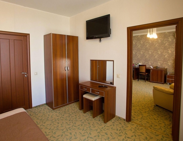 Номер люкс (с пансионом) - Санаторий Crona Medical & SPA / Крона Спа-отель Бердск